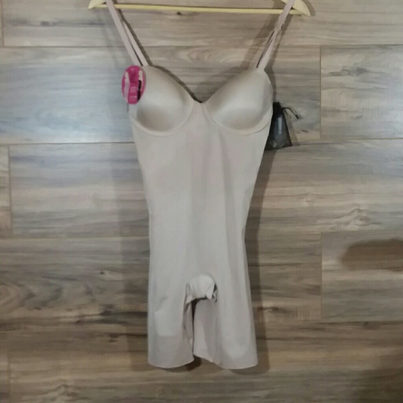 red hot spanx strapless cupped bodysuit